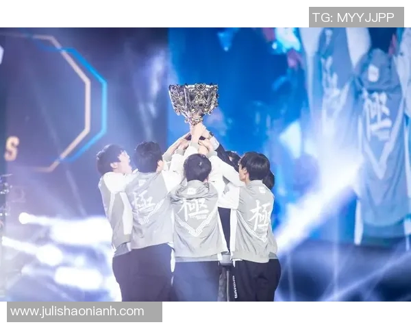 城市赛特别报道:IG战队从青涩到辉煌的成长历程与背后故事 城市赛特别报道:IG战队从青涩到辉煌的成长历程与背后故事