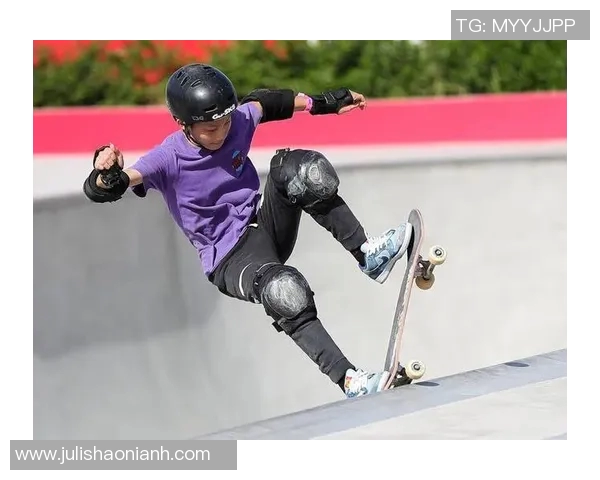 成都滑板队的防守策略与失误分析:一场滑板赛的深度剖析与反思