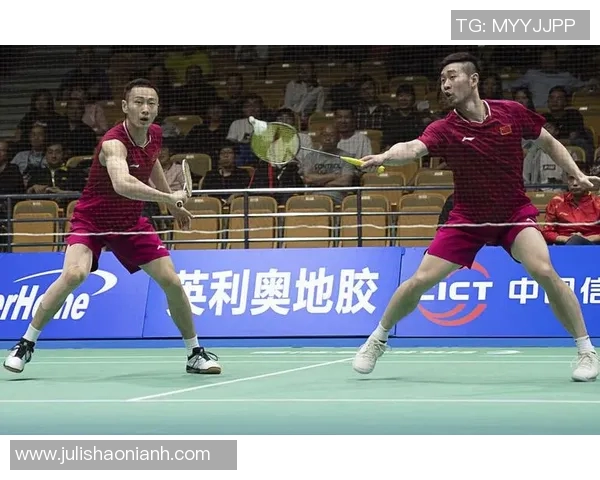 武汉羽毛球队与北京羽毛球队赛后复盘团队协作的成功与不足分析