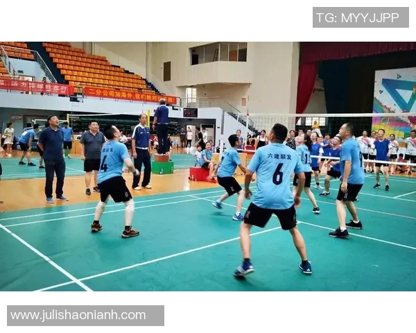 上海排球队的拼搏之路:从低谷到巅峰的奋斗历程与荣耀回顾 上海排球队的拼搏之路:从低谷到巅峰的奋斗历程与荣耀回顾