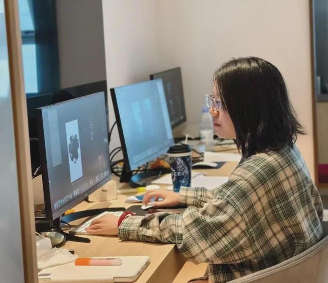 金年会金字招牌信誉至上轻工巧匠·妙技报国 平面设想赛项选手周怡红：以梦为笔 绘就(图1)